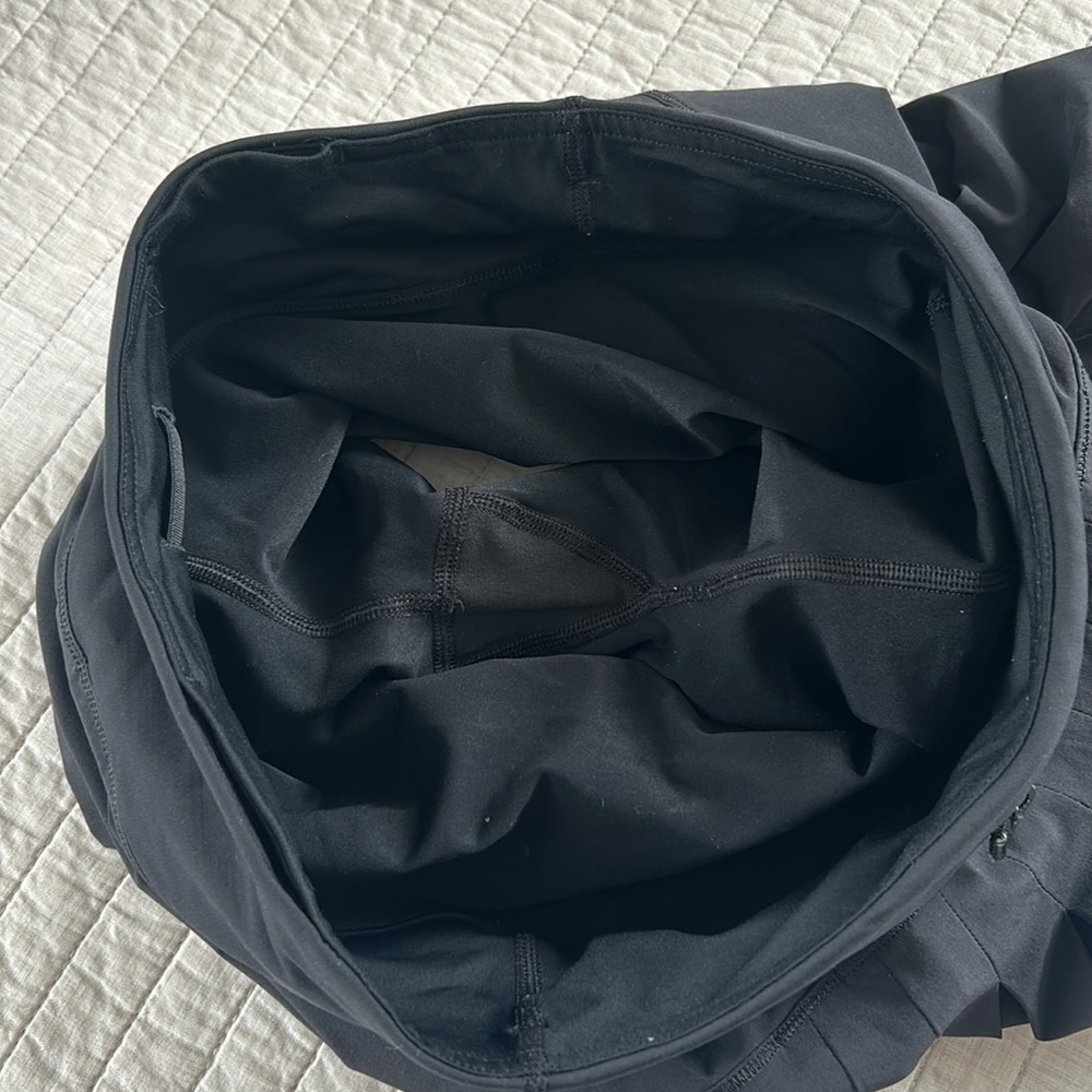 Vtg rare Lululemon Circuit Breaker pleated Skort II black size 6 women’s - Picture 9 of 15